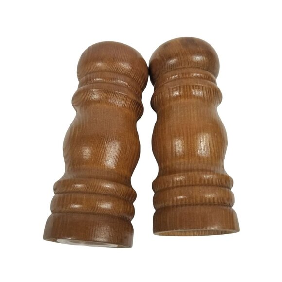 Wooden Salt & Pepper Grinder Set With Handcrafted Design 4 Inches Tall Durable - Picture 4 of 9